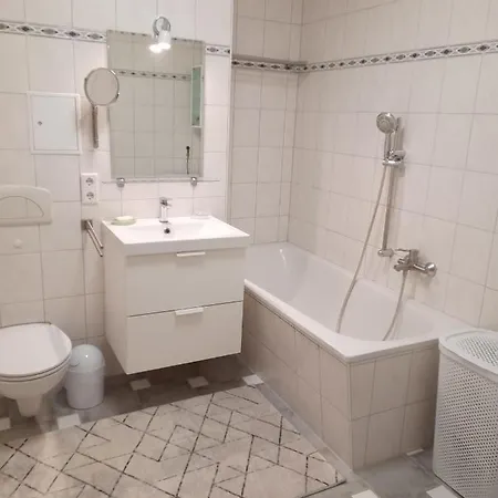 Zum Senckenberg By Satischni Apartamento Görlitz