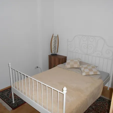 Zum Senckenberg Apartment *