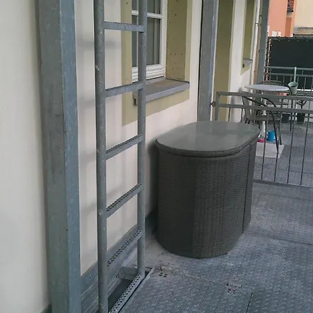 Zum Senckenberg By Satischni Apartamento Görlitz